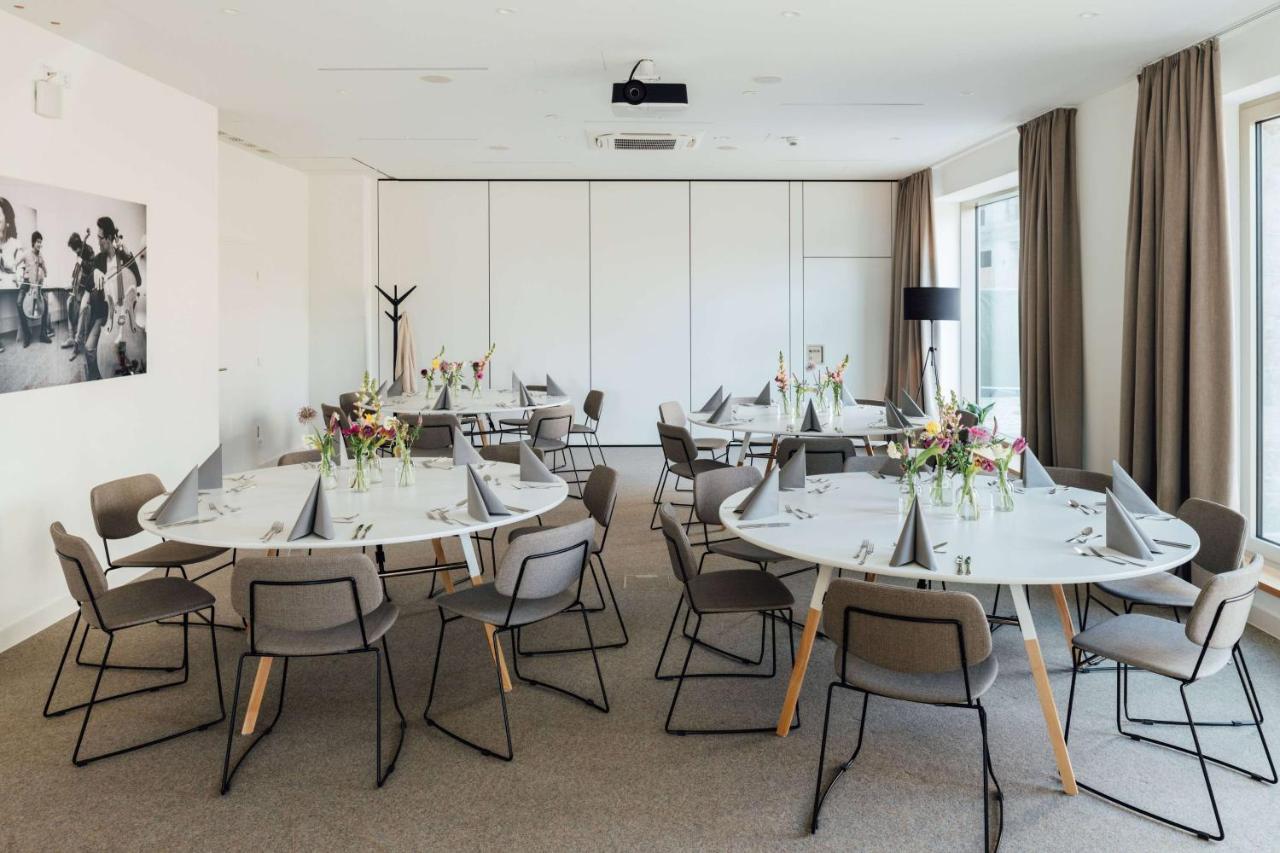 Vienna House By Wyndham Mq Kronberg Кронберґ-ім-Таунус Екстер'єр фото